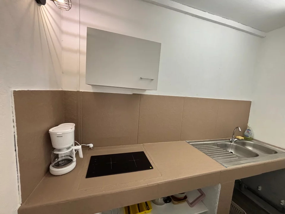 espaceonfleek airbnb studio 97232